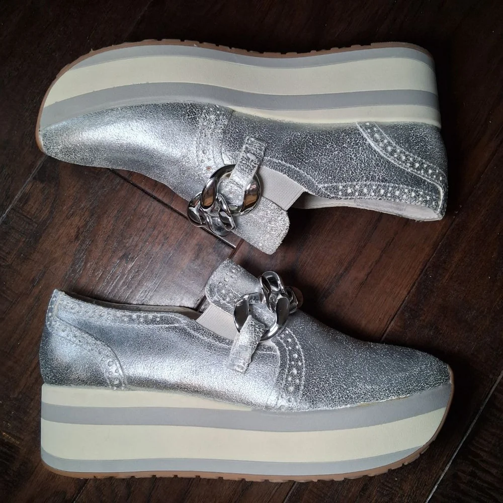 Dolce Vita Jhenee Silver Metallic Leather Platform Loafer Sneaker